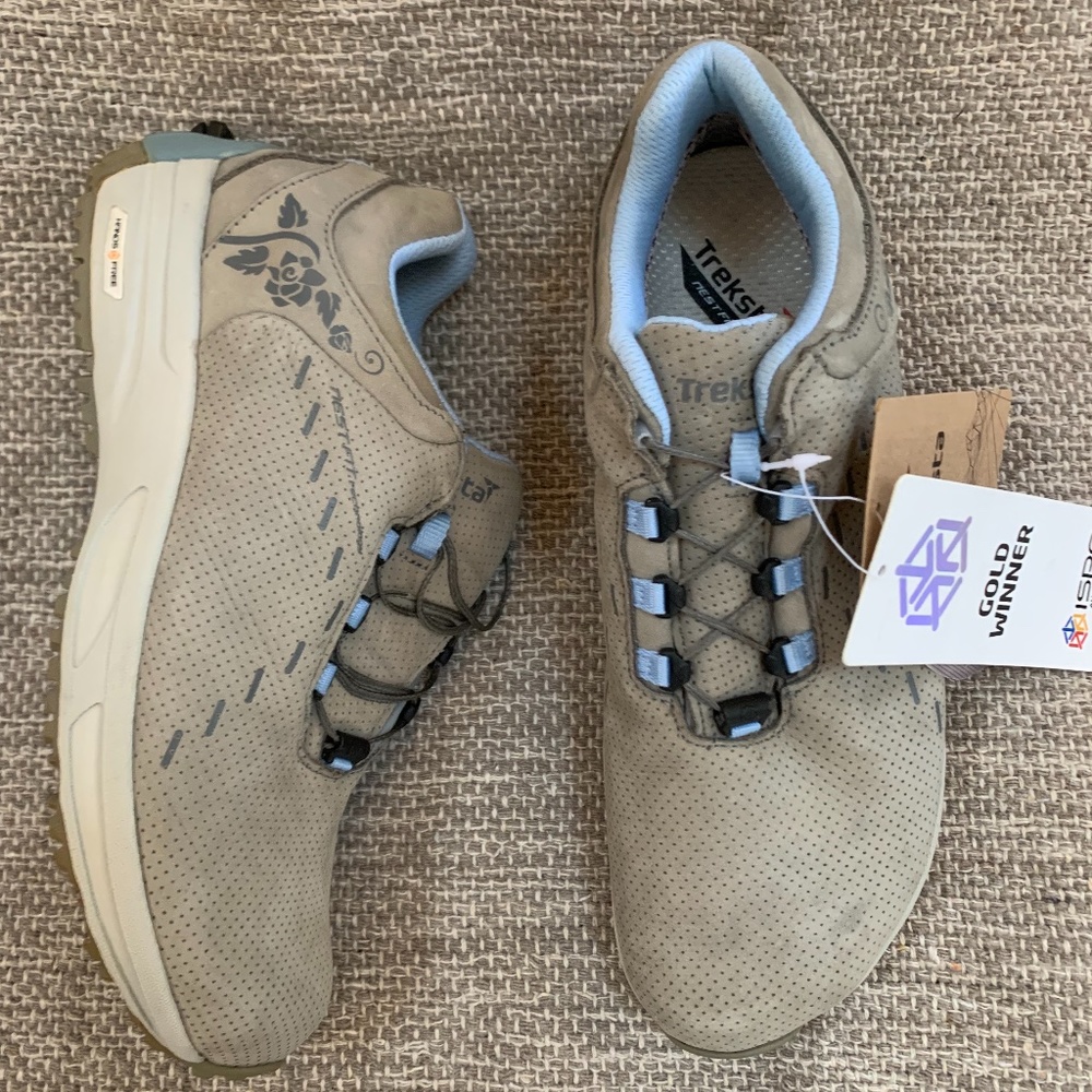 Nwt wms sz 7.5 treksta hands free 109 grey